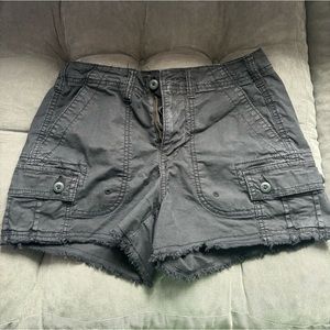 AE Snappy Stretch ‘90s Boyfriend Cargo Short